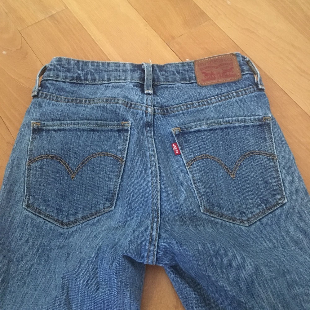 levi’s jeans
